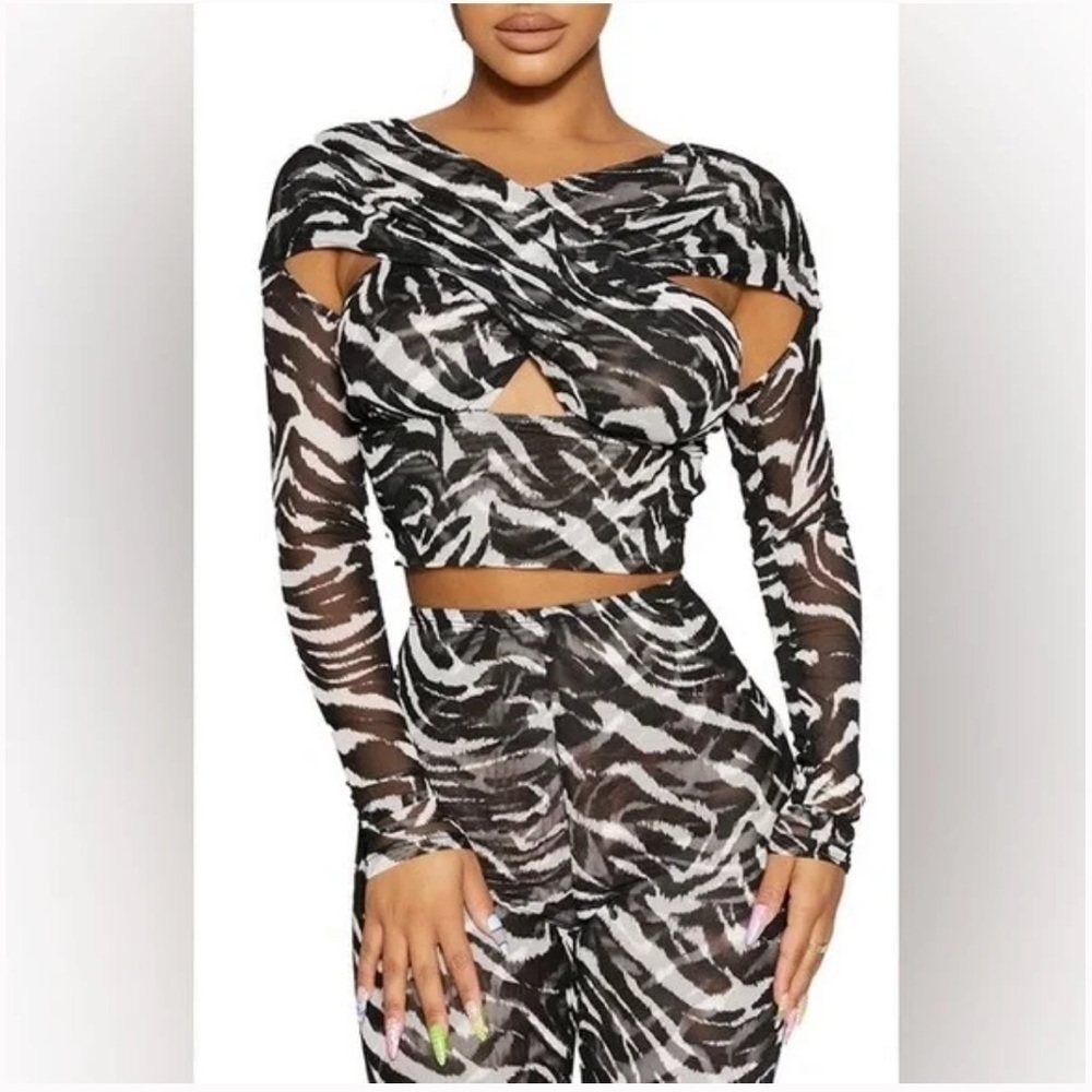 naked wardrobe Black & White Zebra Print Long Sleeve Crop Top